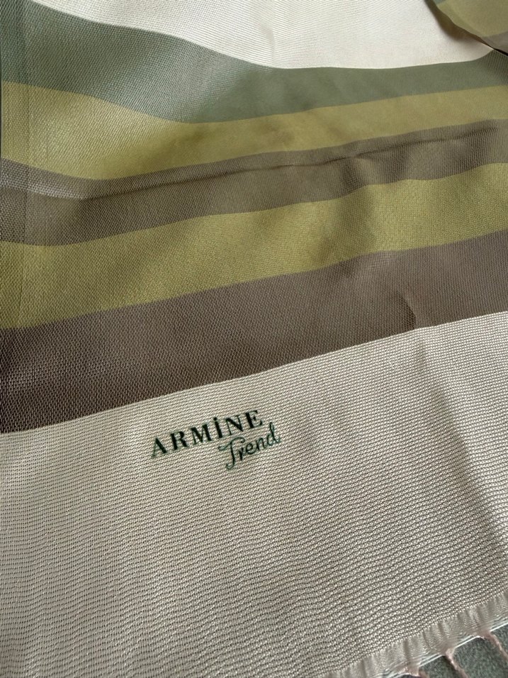 Bej ipekli Kadın Saten Şal - Görsel 3