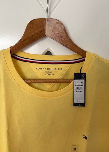Tommy Hilfiger Sarı Pamuklu Erkek Tişört - Görsel 2
