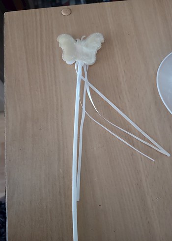 Beyaz Şeffaf Nakışlı Kelebek Kanat Seti - Görsel 3