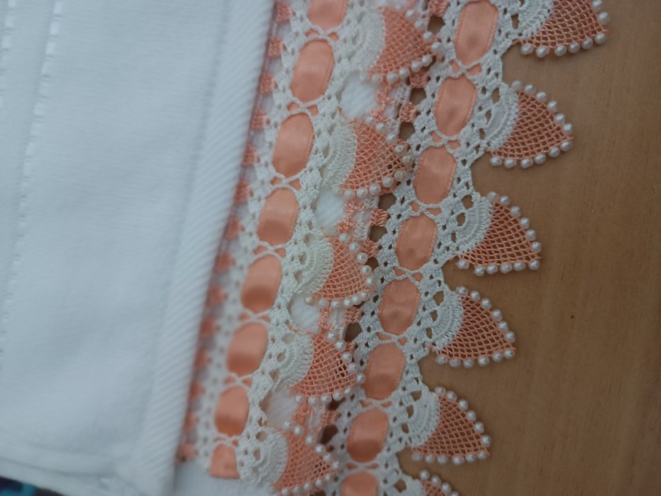 Nakışlı Beyaz Pastel Havlu İncili iğne oyası - Görsel 2