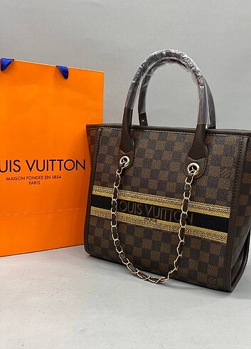  Beden çeşitli Renk LOUIS VUITTON KOL ÇANTASI 