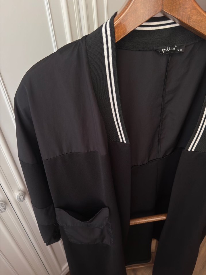 Siyah takım S-M beden - Görsel 3