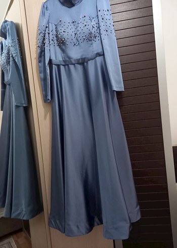 Uzun Kollu Mavi Kadın Abiye Elbise - Görsel 3