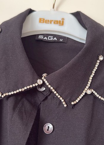 Düğmeli Siyah Gömlek - Görsel 3