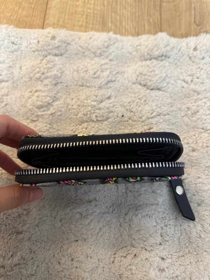 Gri Yılan Desenli Fermuarlı Deri Kadın Cüzdanı - Görsel 3