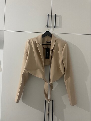 Trendyol & Milla Crop ceket