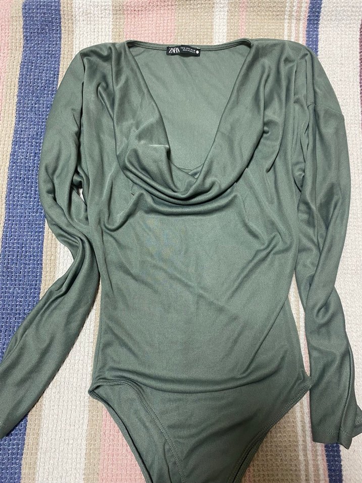 Drapeli Degaje Yakalı Yeşil Kadın Zara Bluz - Görsel 2