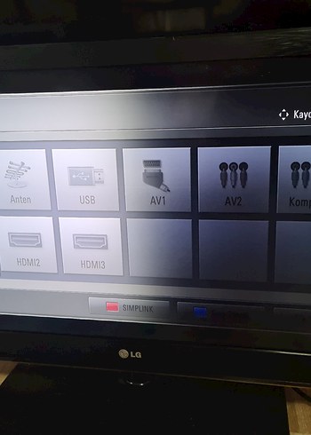  Beden LG 32 İNÇ FULL HD LCD TV (KISMEN ÇALIŞIYOR)