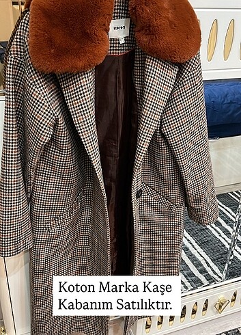 Kadın kaşe kaban