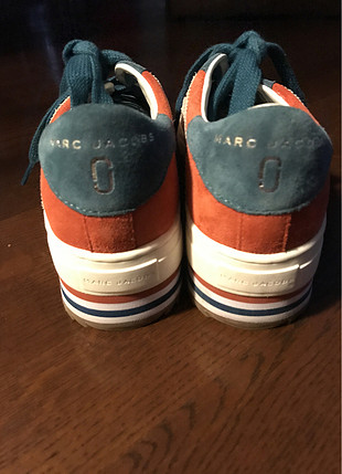 MARC JACOBS SNEAKER 