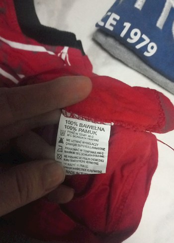 Dantel Detaylı Kırmızı Gotik Örümcek Adam tişört - Görsel 4