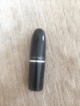 universal Beden MAC whirl ruj