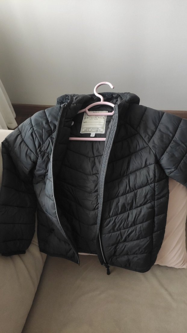 Erkek Çocuk Siyah Fermuarlı Mont - Görsel 2