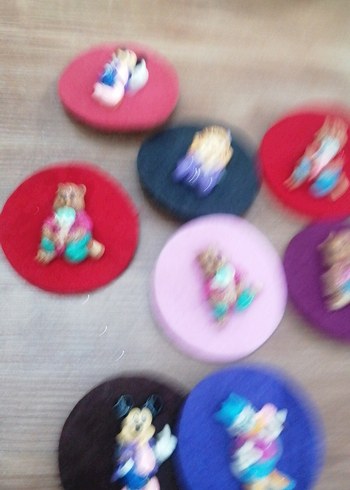 Renkli Karakter Figürlü Keçe Rozetler adet - Görsel 3