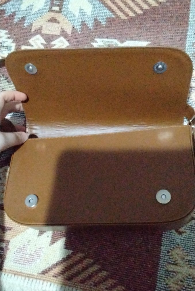 Kahverengi Deri Tokalı Kadın Çanta - Görsel 3