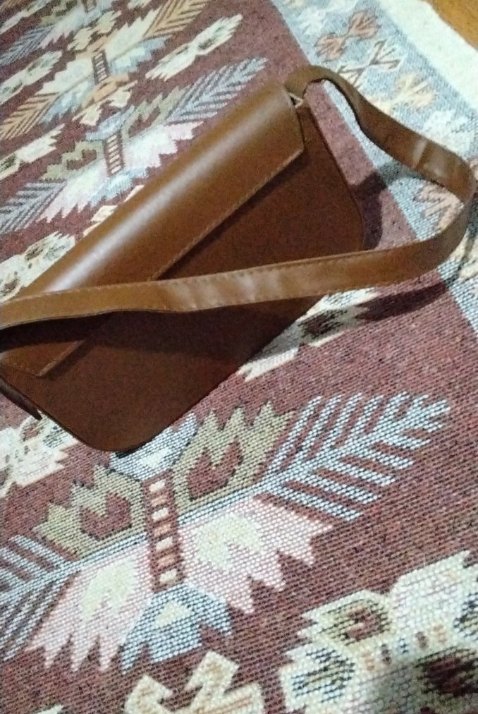 Kahverengi Deri Tokalı Kadın Çanta - Görsel 2