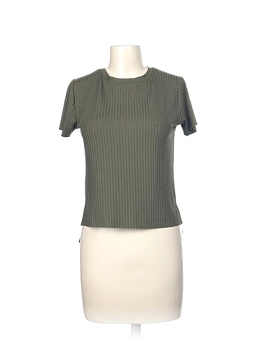 Diğer T-shirt %70 İndirimli.