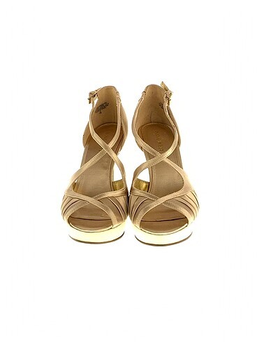 37 Beden Nine West Platform %70 İndirimli.