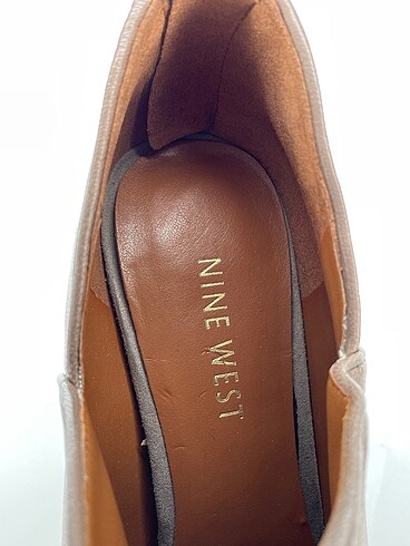 37 Beden kahverengi Renk Nine West Bot %70 İndirimli.