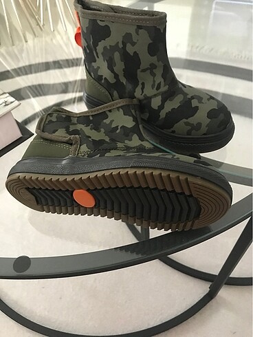 LC Waikiki LCWaikiki bot