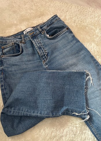 Düğmeli, Rahat Kesim Mavi Midi Kot Pantolon - Görsel 3