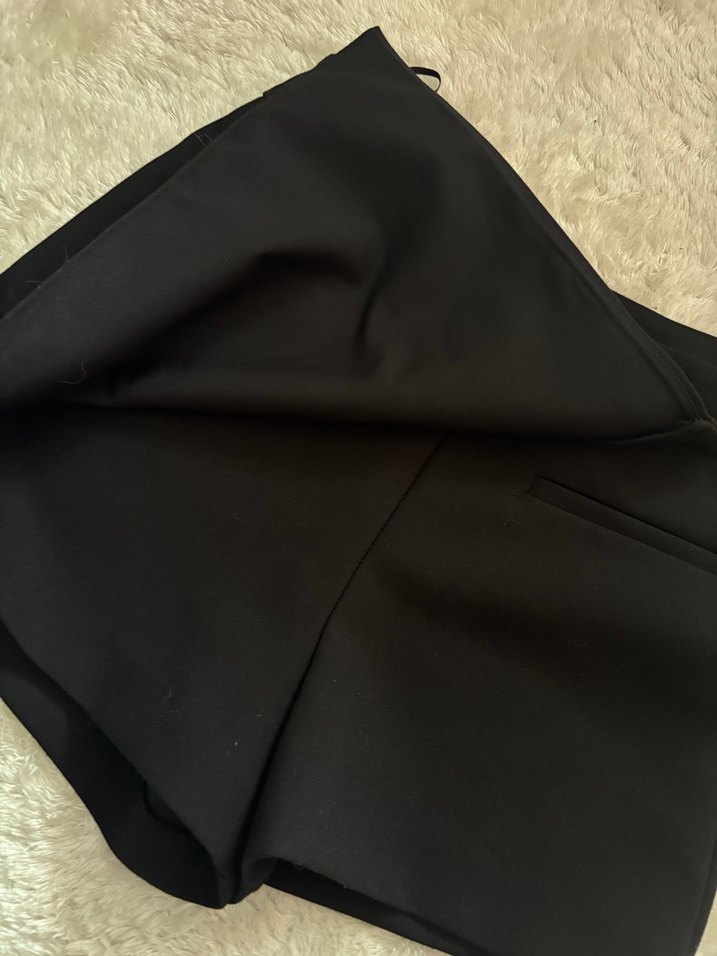 Zara siyah şort etek - Görsel 3