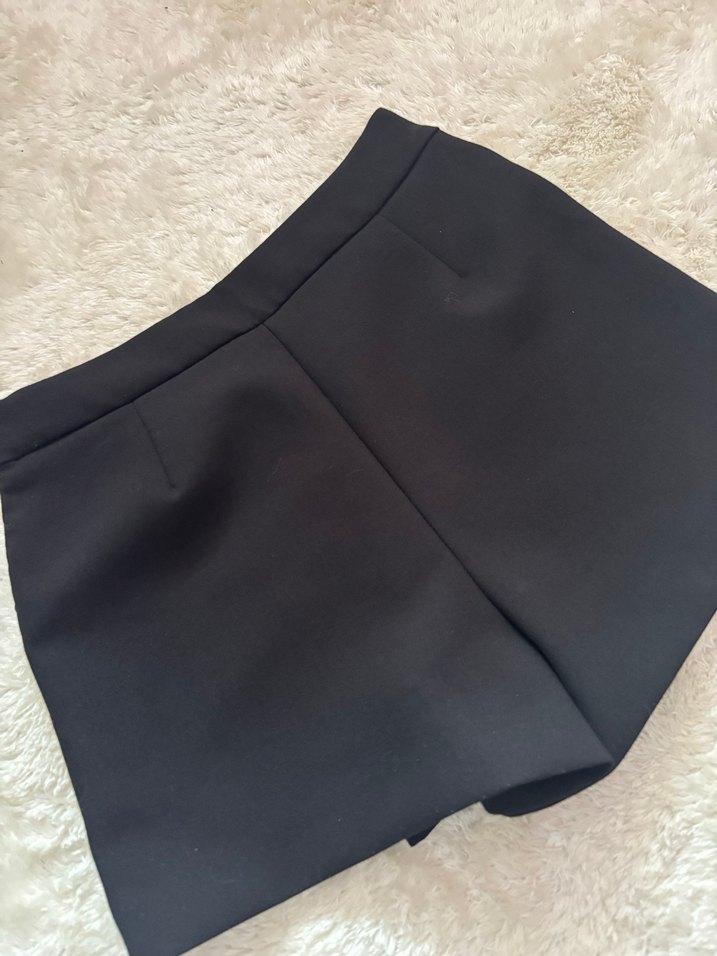 Zara siyah şort etek - Görsel 4