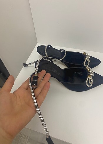 Diğer Siyah Taşlı Tokalı Stiletto Kadın Ayakkabı
