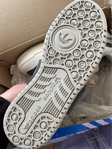 38 Beden Adidas forum mod low