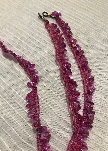 Pembe Pullu El Yapımı Gözlük Zinciri - Görsel 2