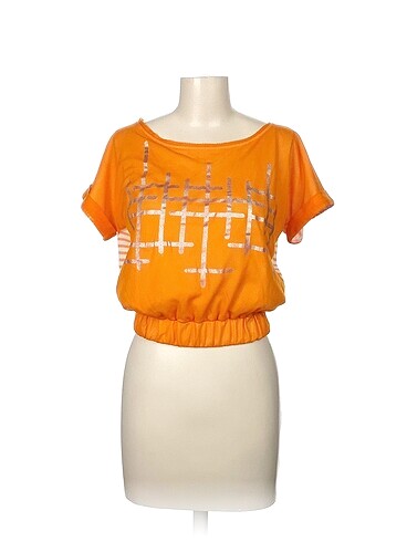 Kasha T-shirt %70 İndirimli.