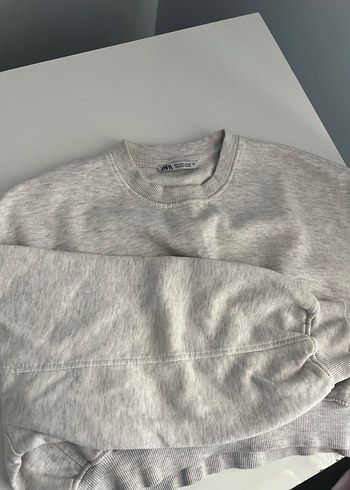 Zara Gri Uzun Kollu crop sweat