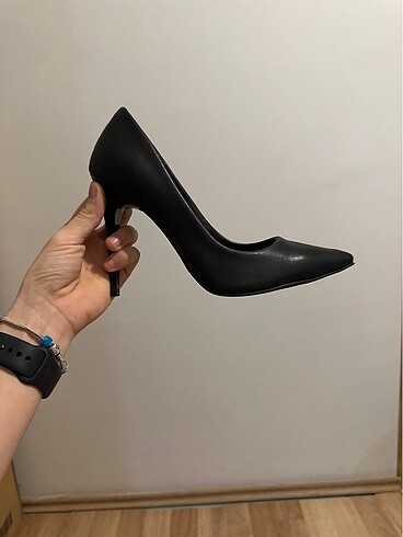 Diğer stiletto ayakkabı