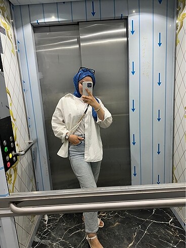  Beden lacivert Renk Fendi Şal