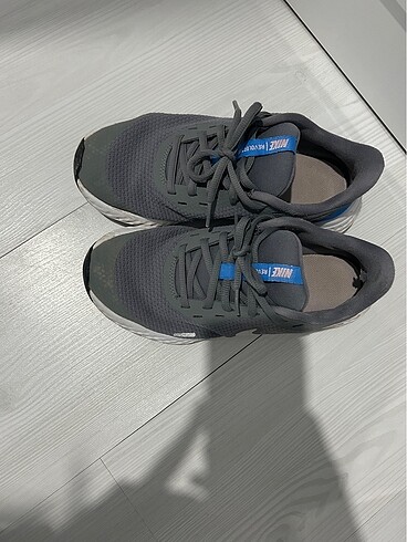 Nike spor ayakkabı