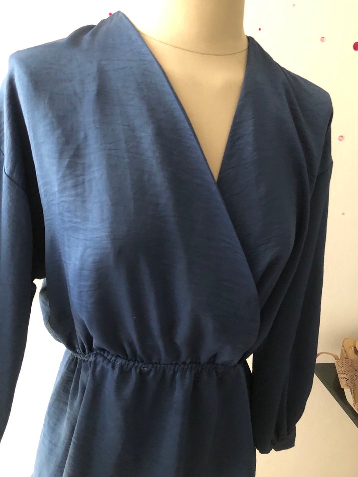 Drapeli V Yakalı Lacivert Kadın Bluz - Görsel 2