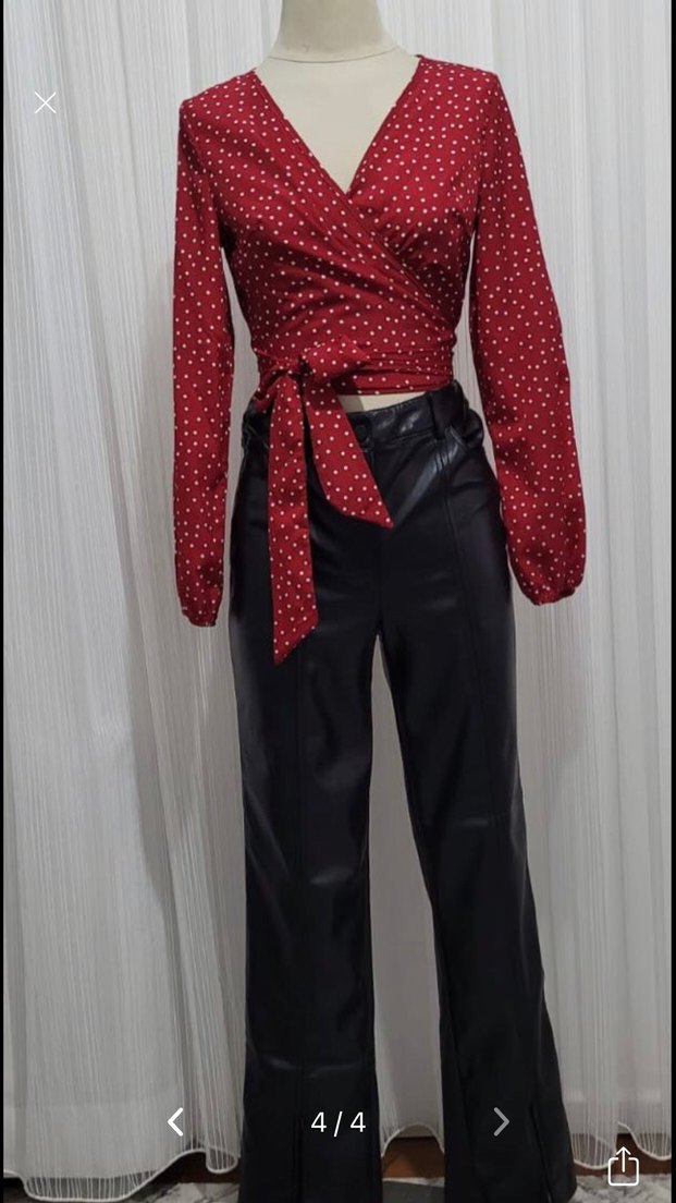 Shein Kırmızı Puantiyeli Kuşaklı V Yakalı Bluz - Görsel 4