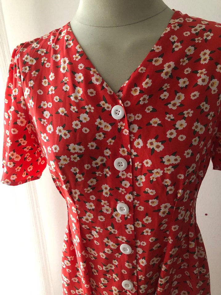 Shein Düğmeli V Yakalı Kırmızı Uzun Elbise - Görsel 3