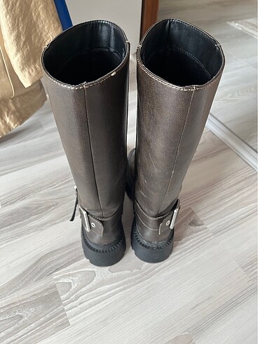 38 Beden Zara 2 defa giyildi