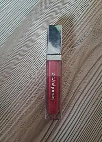 Amway artistry serisi üretimi olmayan soğuk pembe gloss