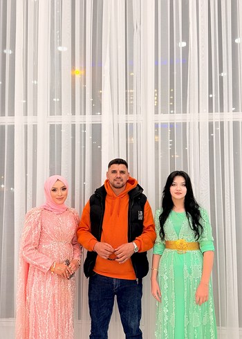 40 Beden pembe Renk Satılık Pelerinli Abiye