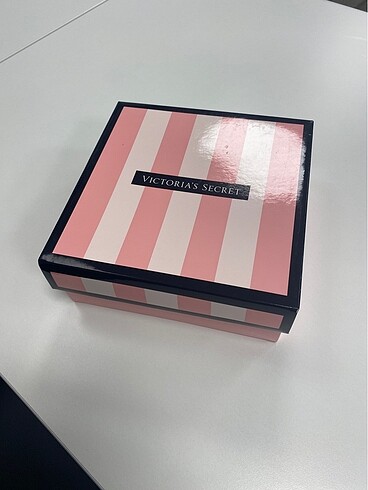 Victoria s secret- mayo - Görsel 5