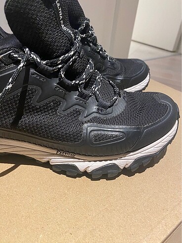 38,5 Beden siyah Renk North face Kadin spor ayakkabi