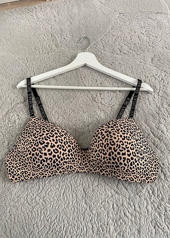 Victoria s Secret 38