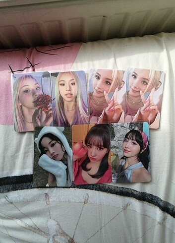 Twice peach momo chae bear dahyun photocard satis