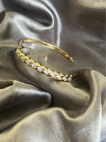 Beden altın Renk Xuping 14K Gold Kelepçe