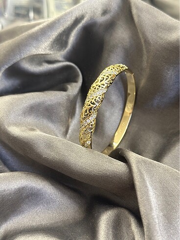 Beden Xuping Gold Kelepçe