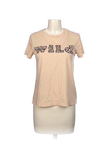 Trendyol & Milla T-shirt %70 İndirimli.