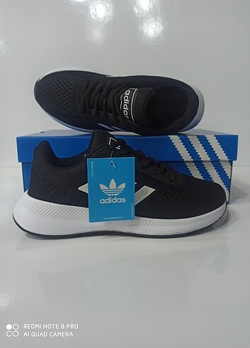 39 Beden siyah Renk Adidas run ithal kalite unisex 
