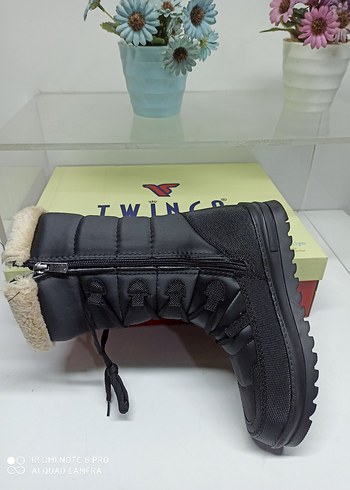 Twingo İçi Tüylü Kar Botu - Görsel 4